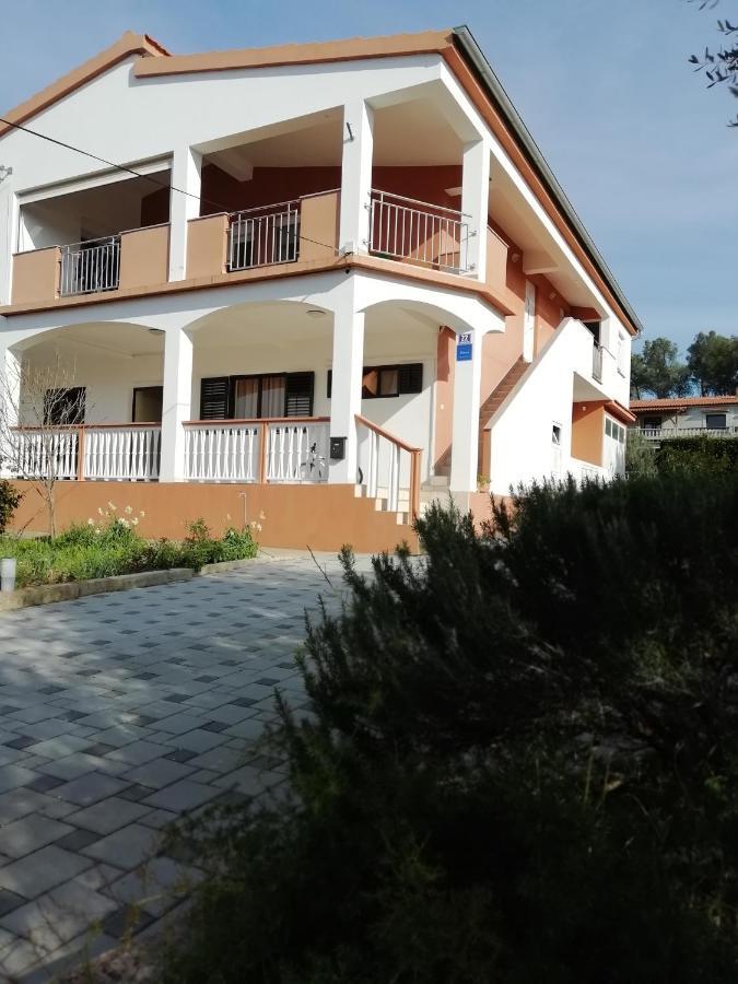 Apartman Ines Бибинье Экстерьер фото